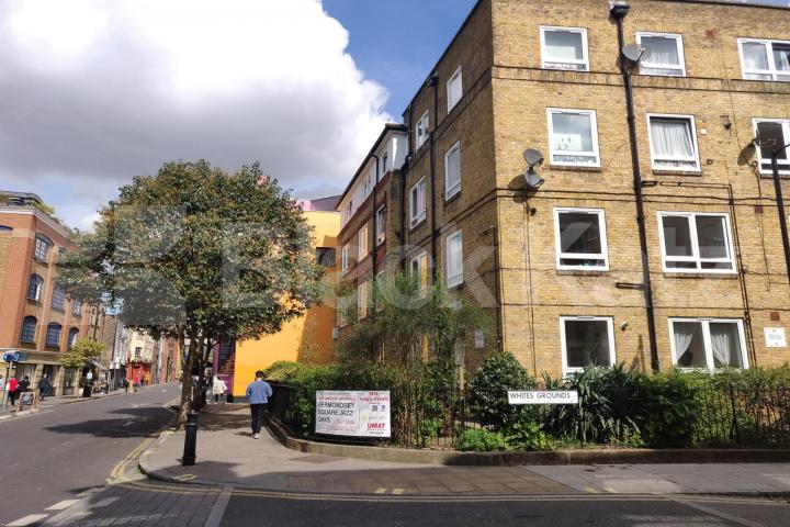 Located moments from London Bridge, Borough and The River Thames Whites Grounds, London Bridge